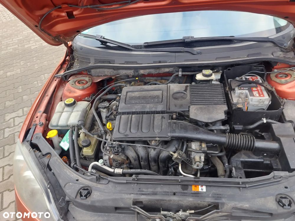 Mazda 3 1.6 Sport Comfort - 11