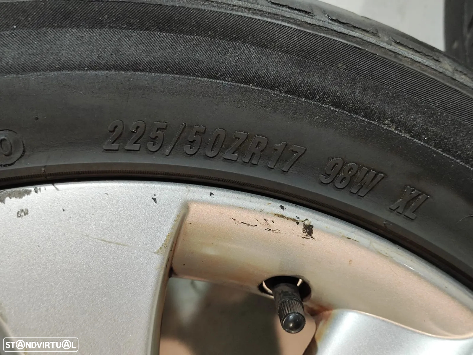 - Jantes 17 Polegadas Originais Citroen - 4x108 - 9670292277 - DS5 DS3 225 50 17 - 12