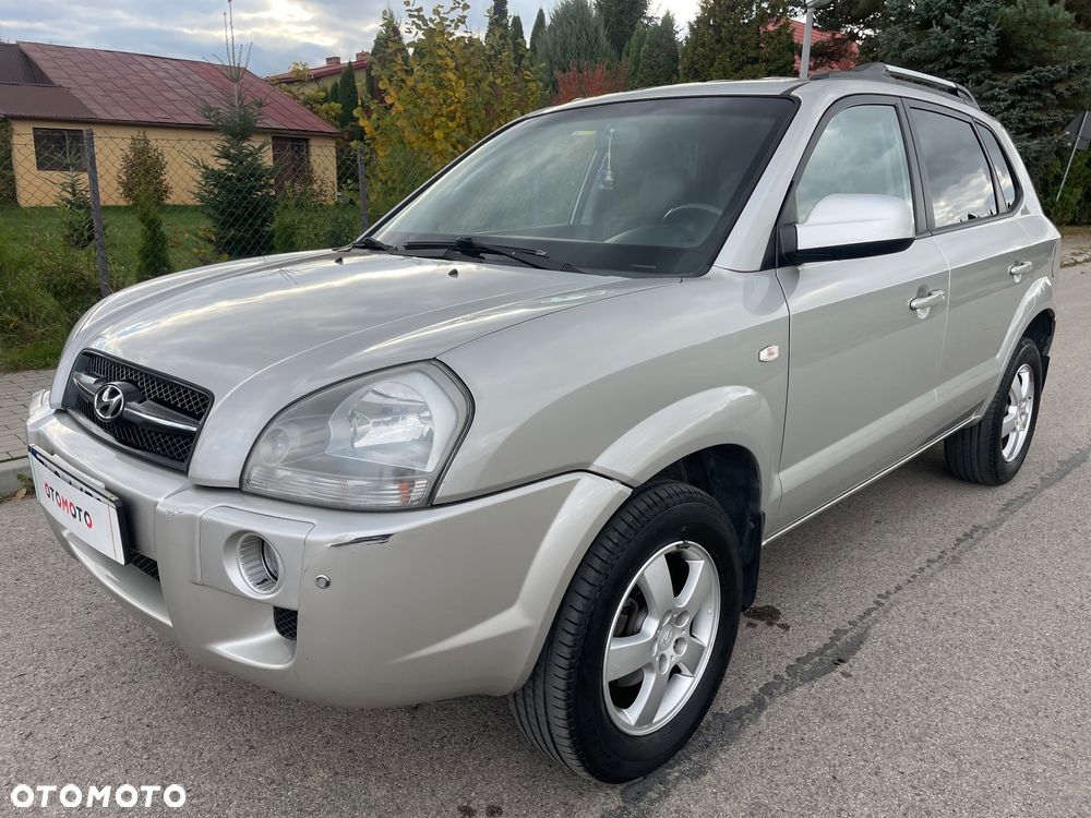 Hyundai Tucson 2.0 CRDi VGT 2WD Automatik GLS - 24