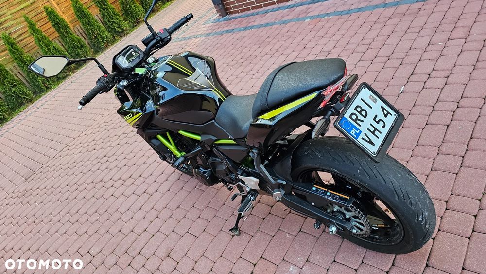Kawasaki Z 650 - 7