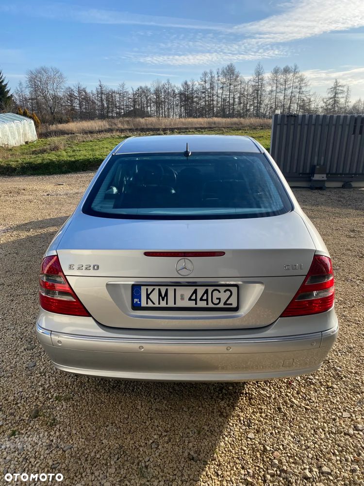 Mercedes-Benz Klasa E 220 CDI Automatik Avantgarde - 4