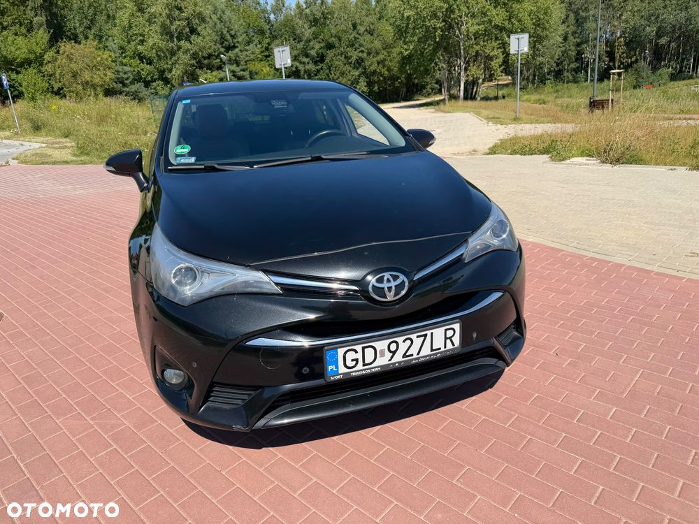 Toyota Avensis 2.0 D-4D Premium - 39