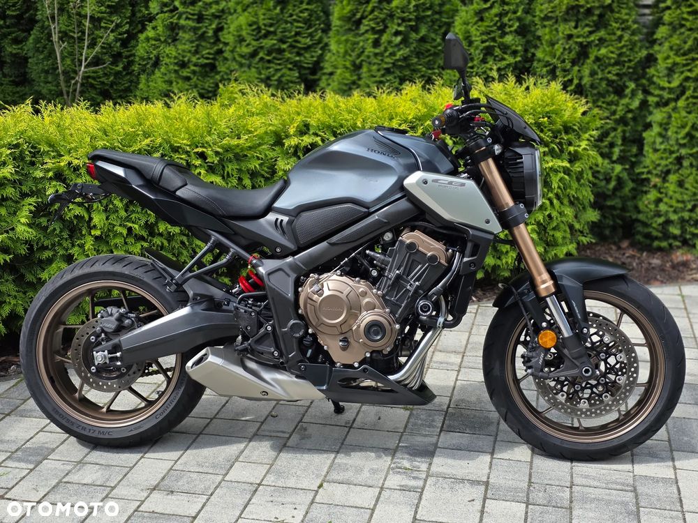 Honda CB - 4