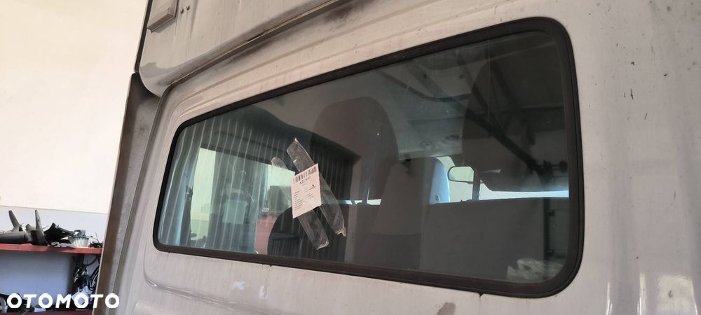 SZYBA TYŁ IVECO DAILY 2019 - 4