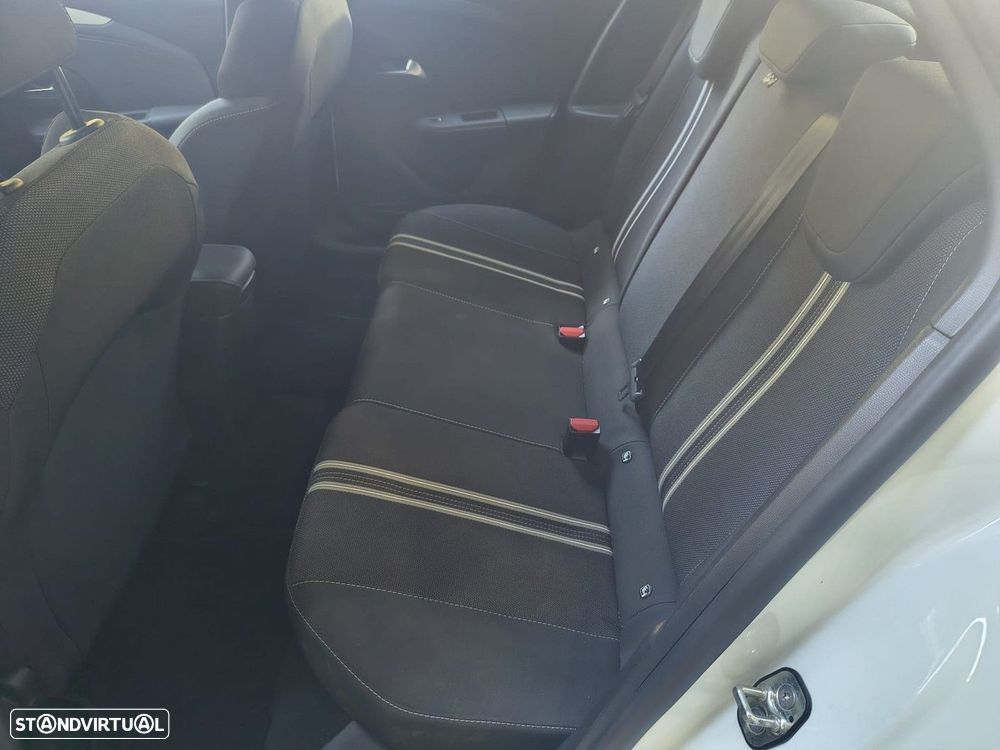Opel Corsa 1.2 T GS - 18