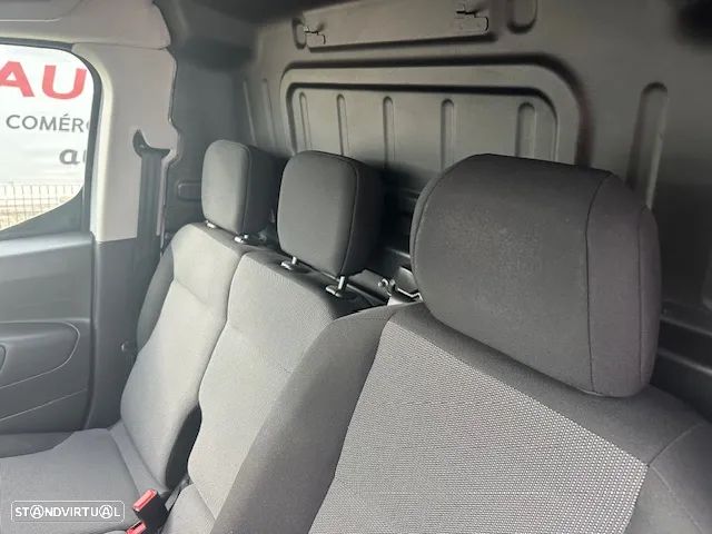 Opel COMBO 3 LUG. - 15