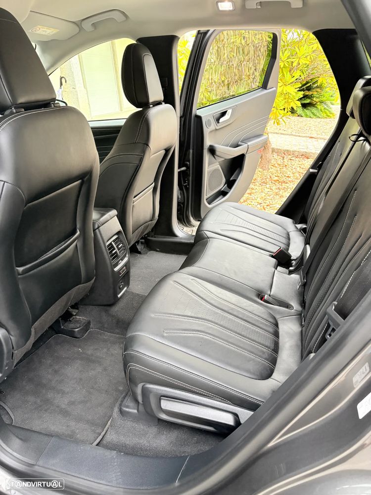 Ford Kuga 2.5 PHEV Vignale - 24