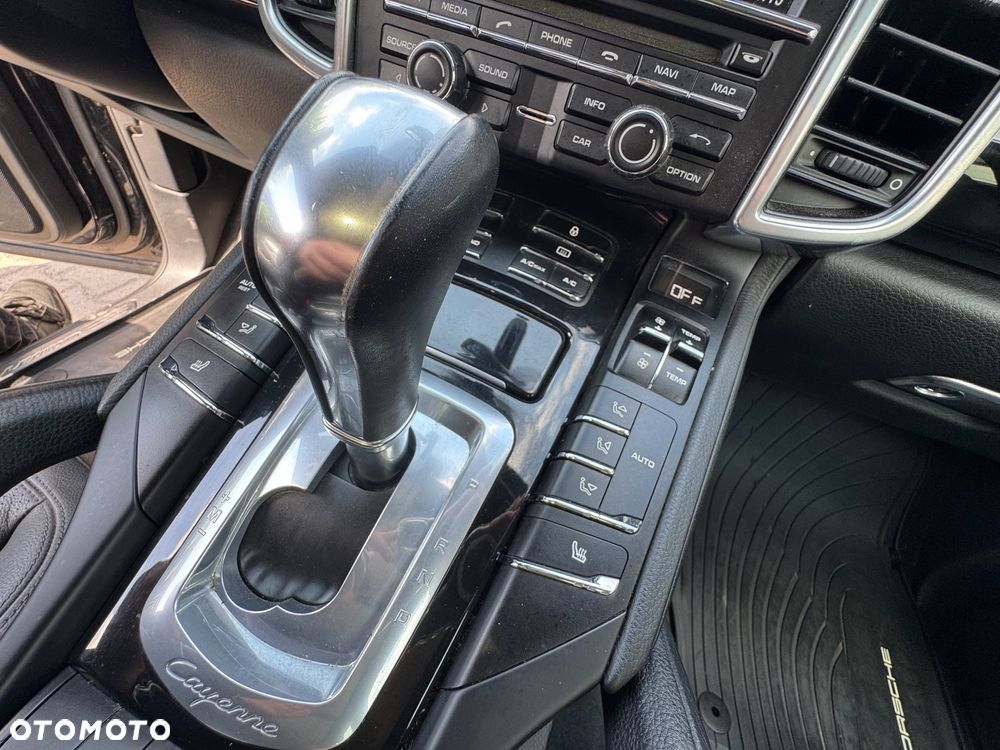 Porsche Cayenne S Tiptronic S - 19