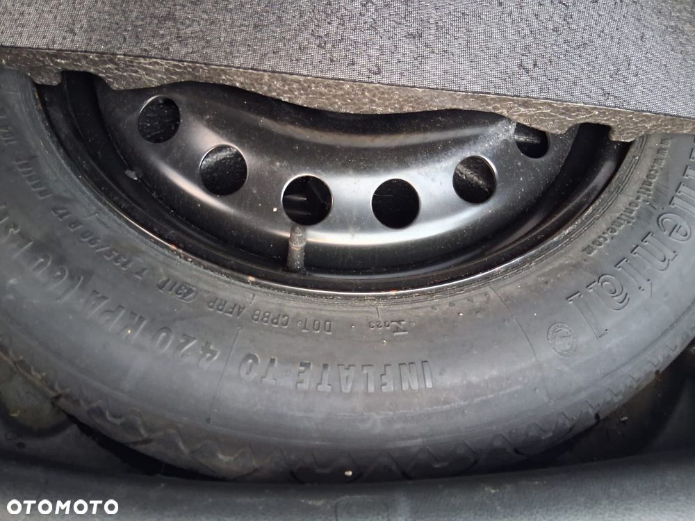 Ford Kuga 2.0 TDCi 2x4 Trend - 14