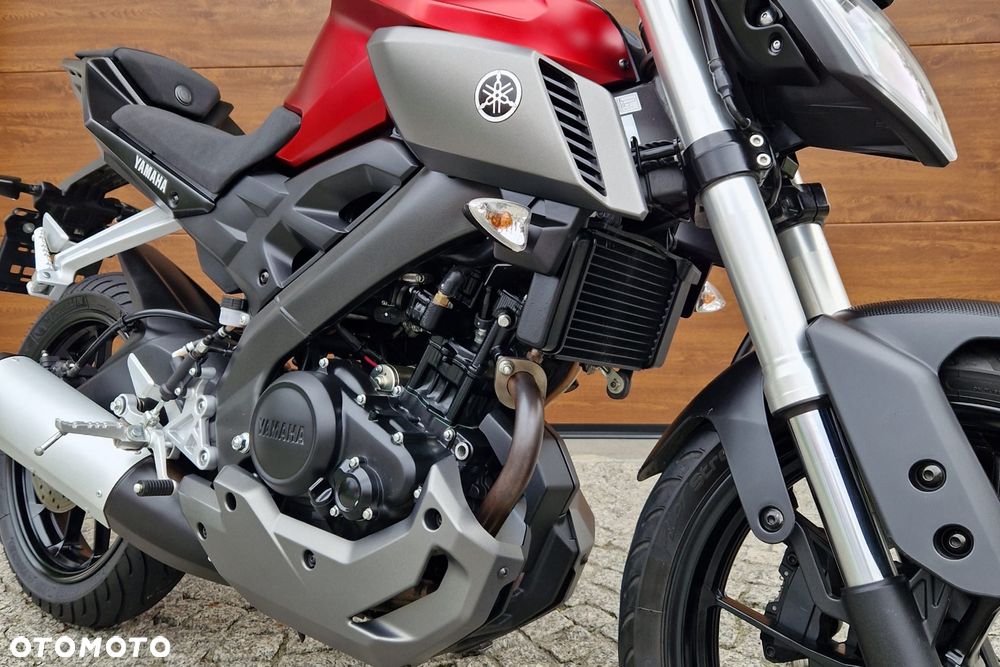 Yamaha MT - 6