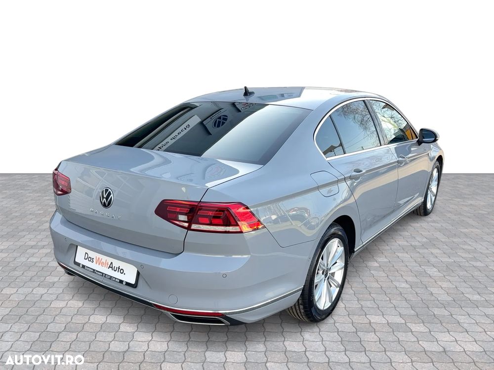 Volkswagen Passat 2.0 TDI SCR DSG Highline - 5