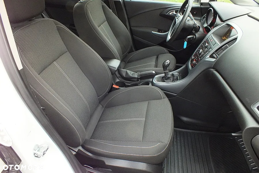 Opel Astra - 24
