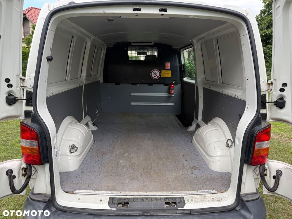 Volkswagen Transporter T5 TDI L2 Max - 4