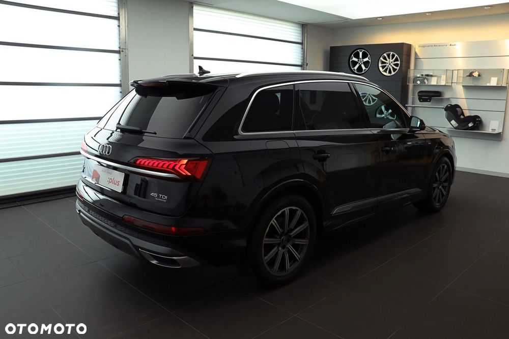 Audi Q7 - 9