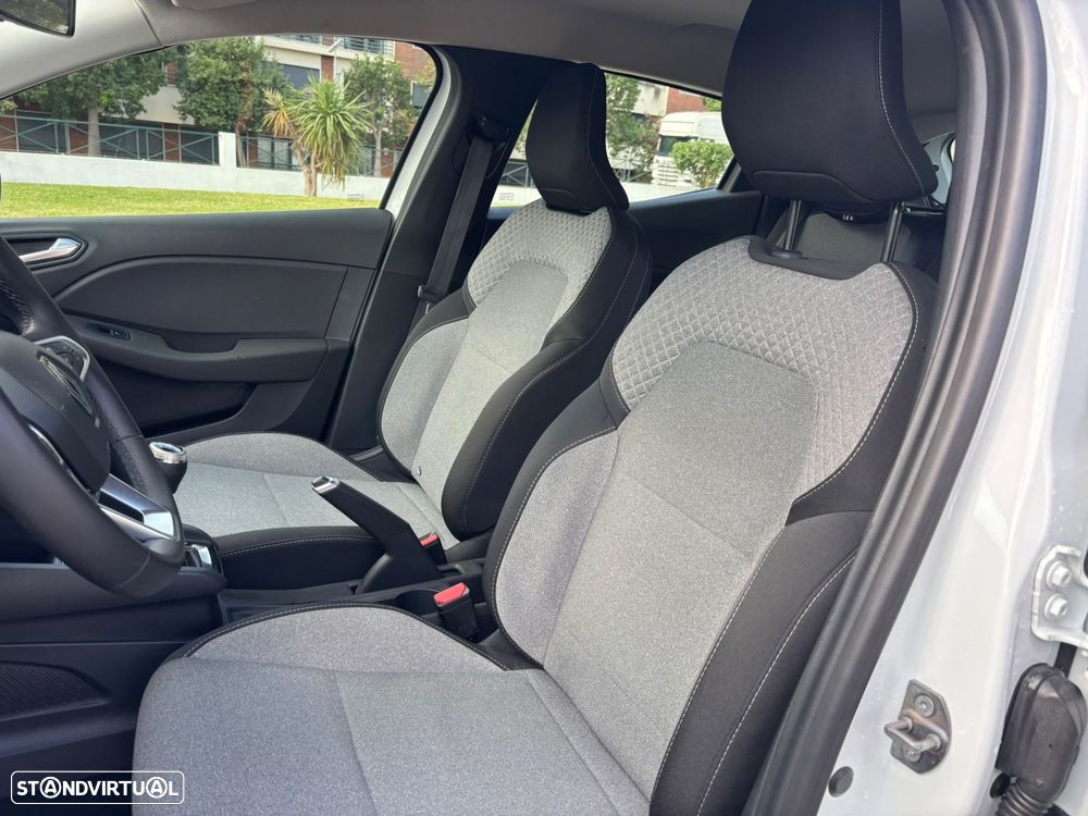 Renault Clio 1.0 TCe Evolution - 22
