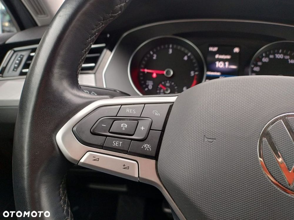 Volkswagen Passat Variant 2.0 TDI EVO Business - 20