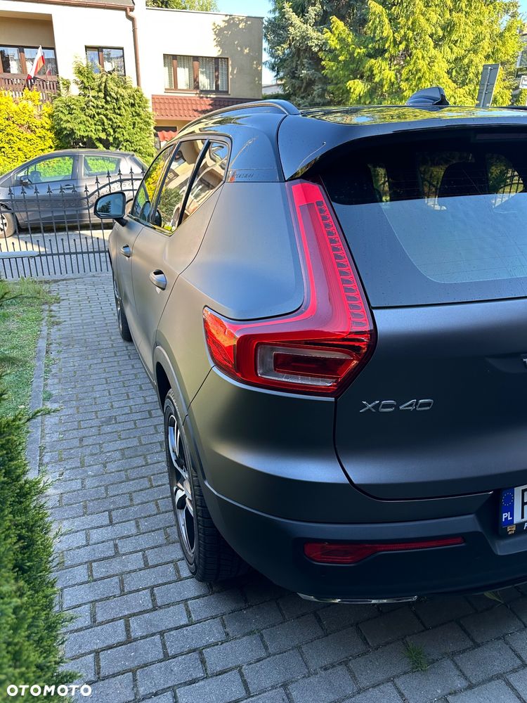 Volvo XC 40 D4 AWD R-Design - 8
