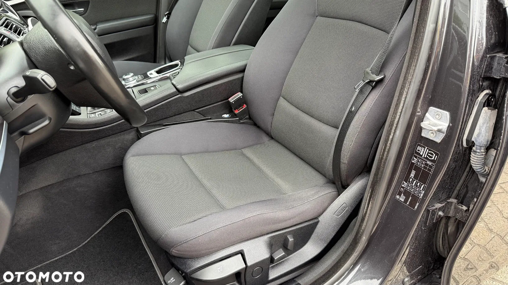BMW Seria 5 520d BluePerformance - 14