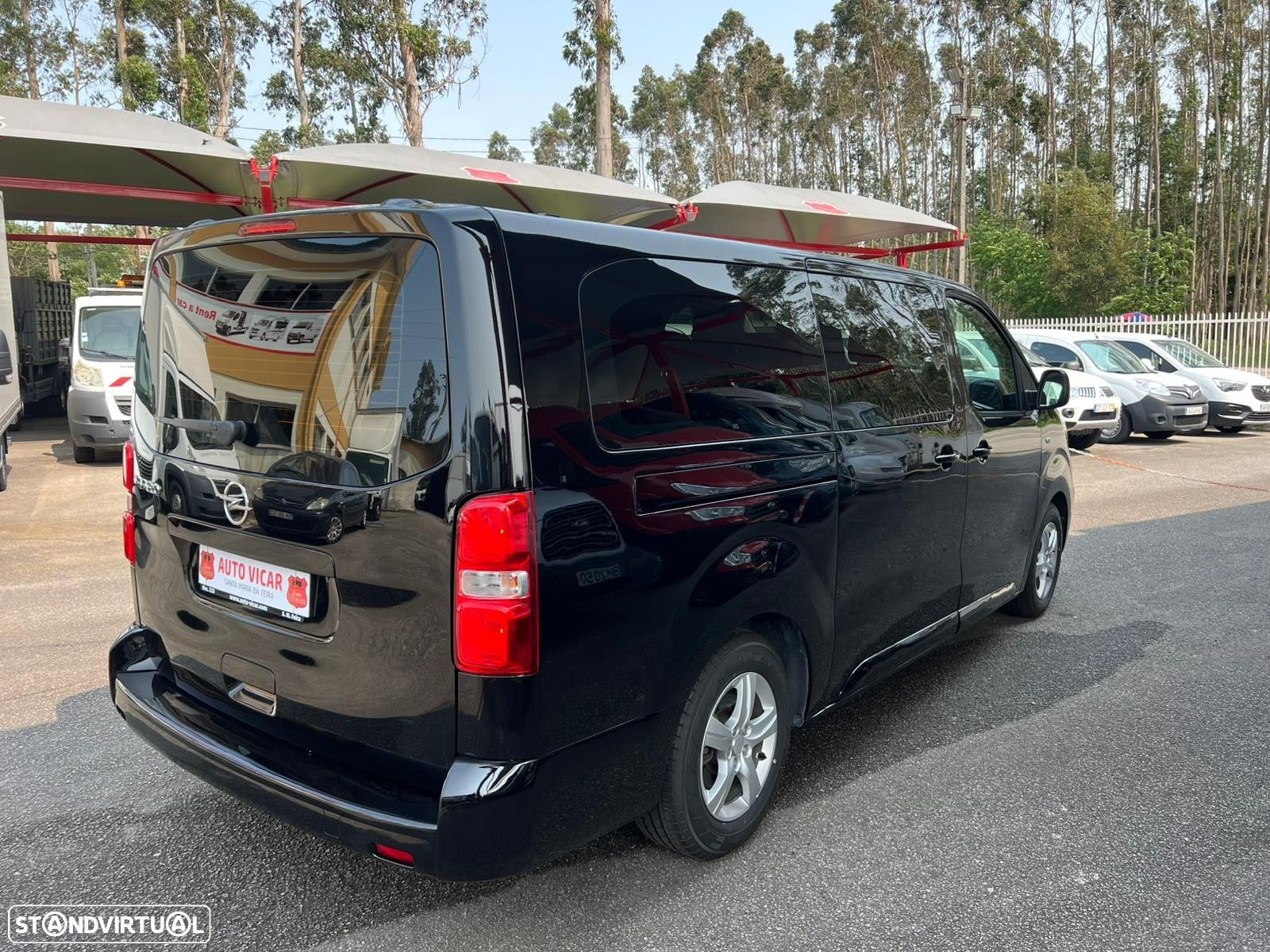 Opel Vivaro 1.5 CDTi L3H1 Essentia - 2