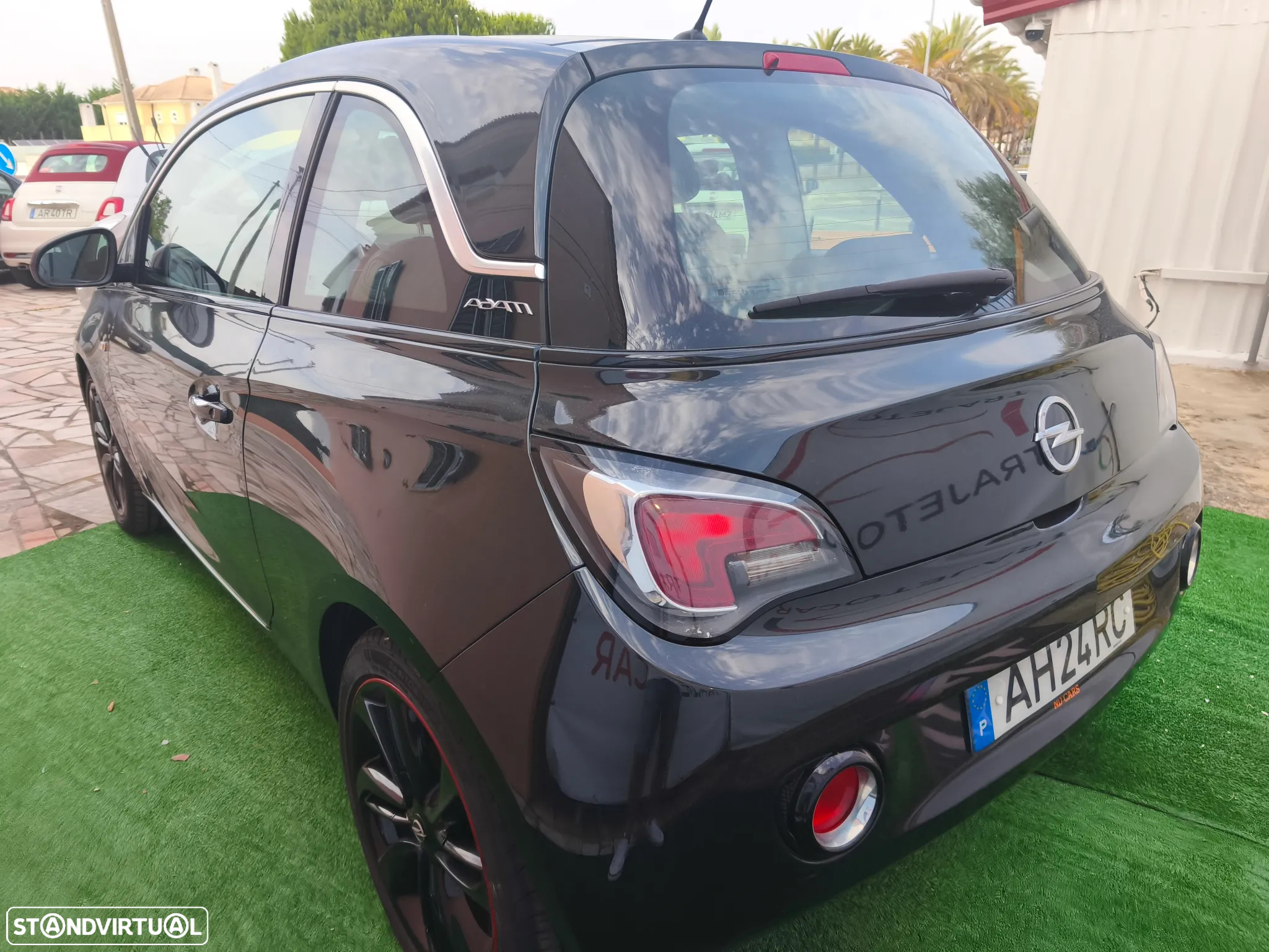 Opel Adam 1.2 ecoFLEX S&S Black Link - 23