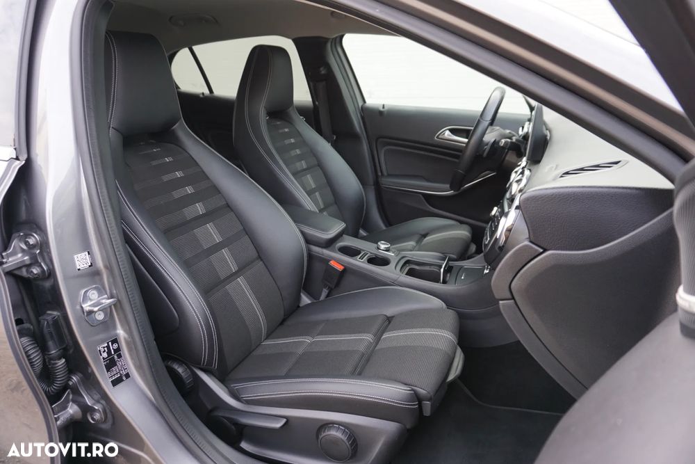 Mercedes-Benz GLA 220 d 4Matic 7G-DCT - 6