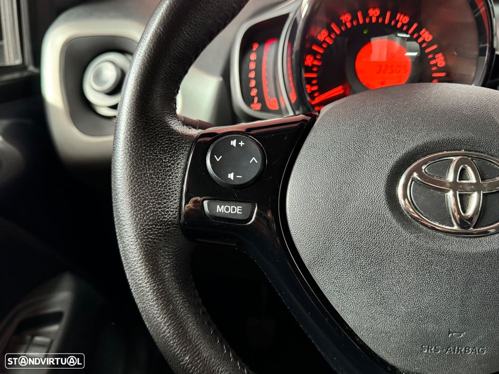 Toyota Aygo 1.0 X-Play+AC+X-Touch - 21