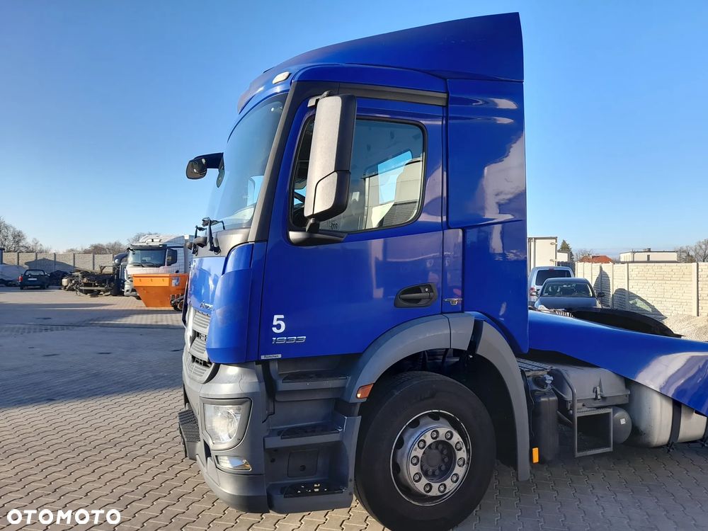 Kabina Mercedes Arocs Actros MP4 ClassicSpace S - 5