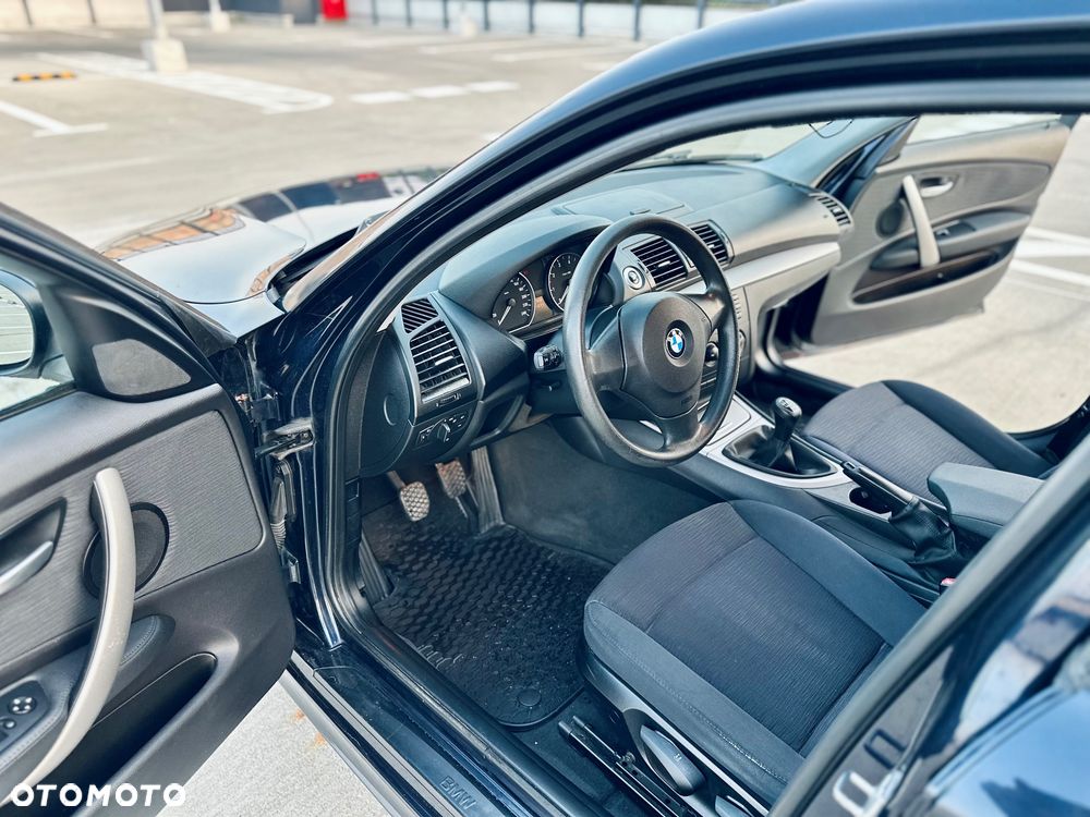BMW Seria 1 116i Edition Sport - 8