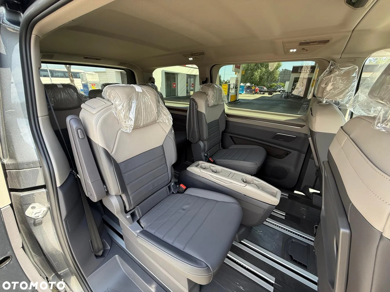 Volkswagen Multivan 2.0 TDI L2 Style DSG - 31