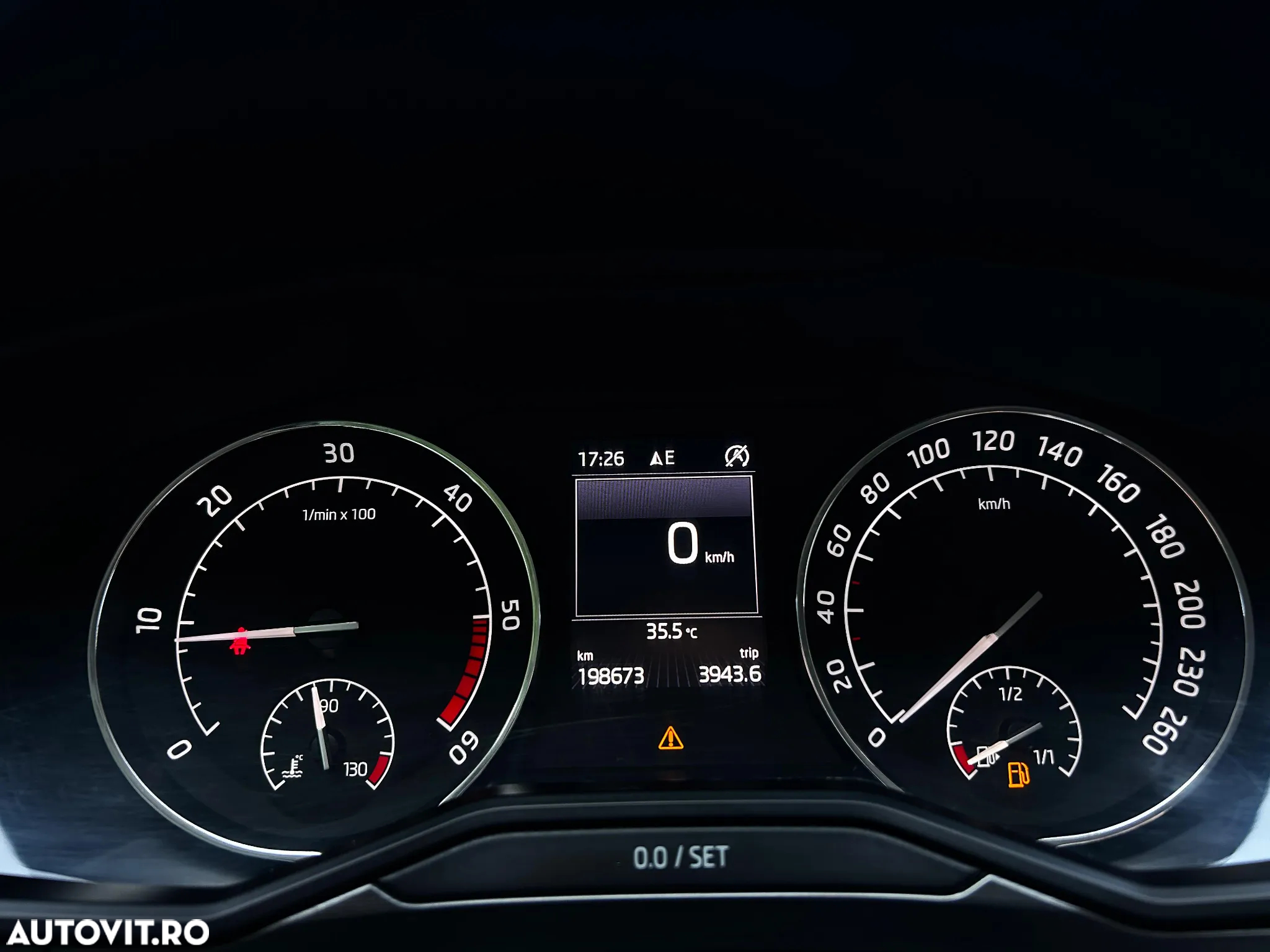 Skoda Superb 2.0 TDI DSG 4X4 Sportline - 8