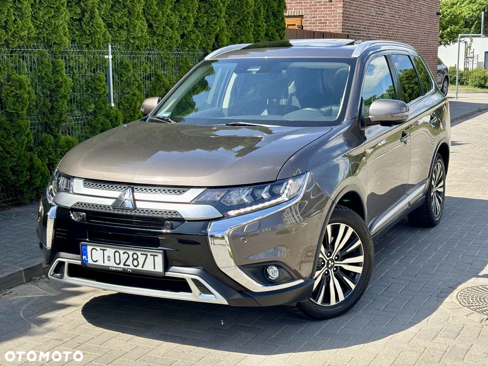 Mitsubishi Outlander 2.0 Intense + Navi 4WD CVT - 1