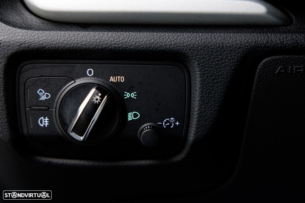 Audi A3 Limousine 30 TDI - 20