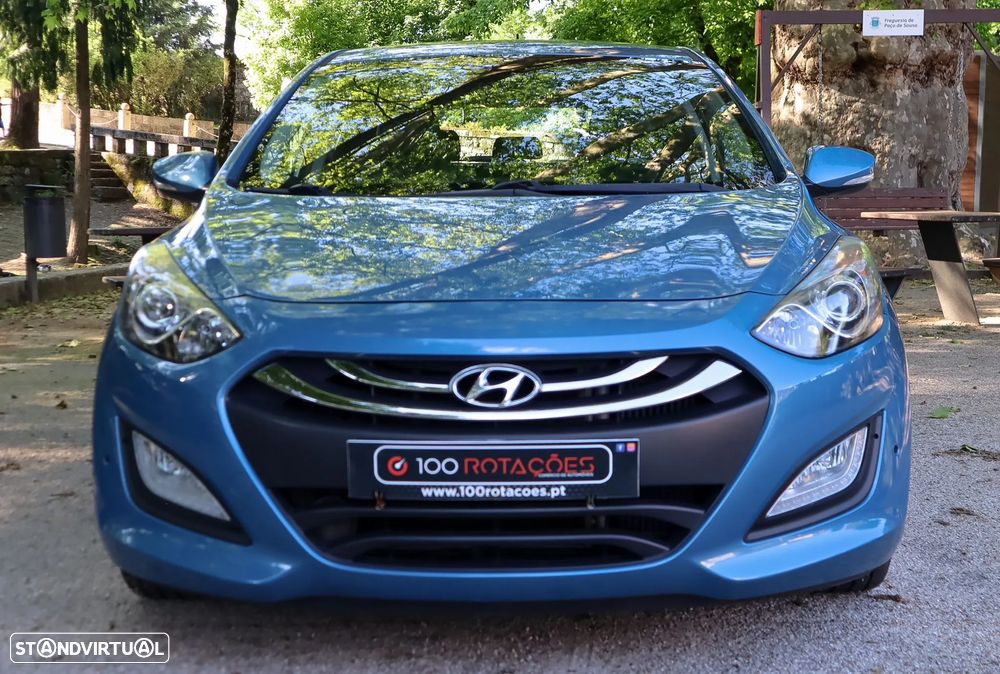 Hyundai i30 1.6 CRDI STyle J17 - 3
