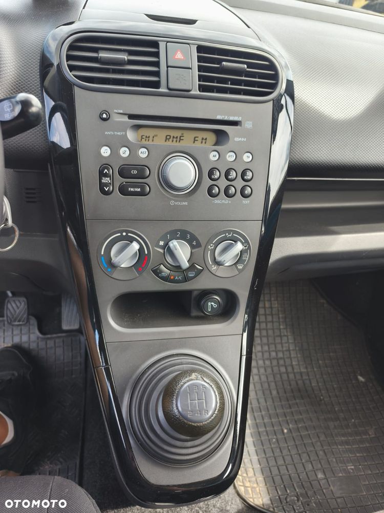 Suzuki Splash 1.0 Club - 13