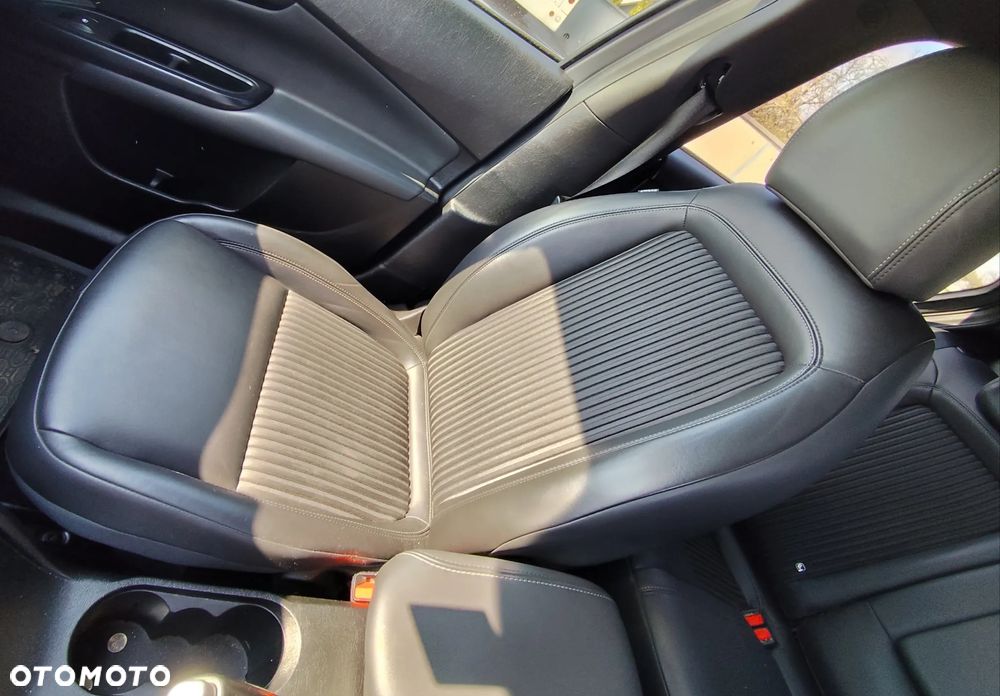 Fiat Tipo 1.4 T-Jet 16v Sport - 6