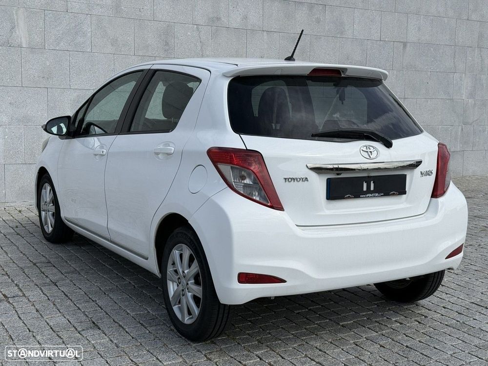 Toyota Yaris 1.4 D-4D Comfort — fotografia 6