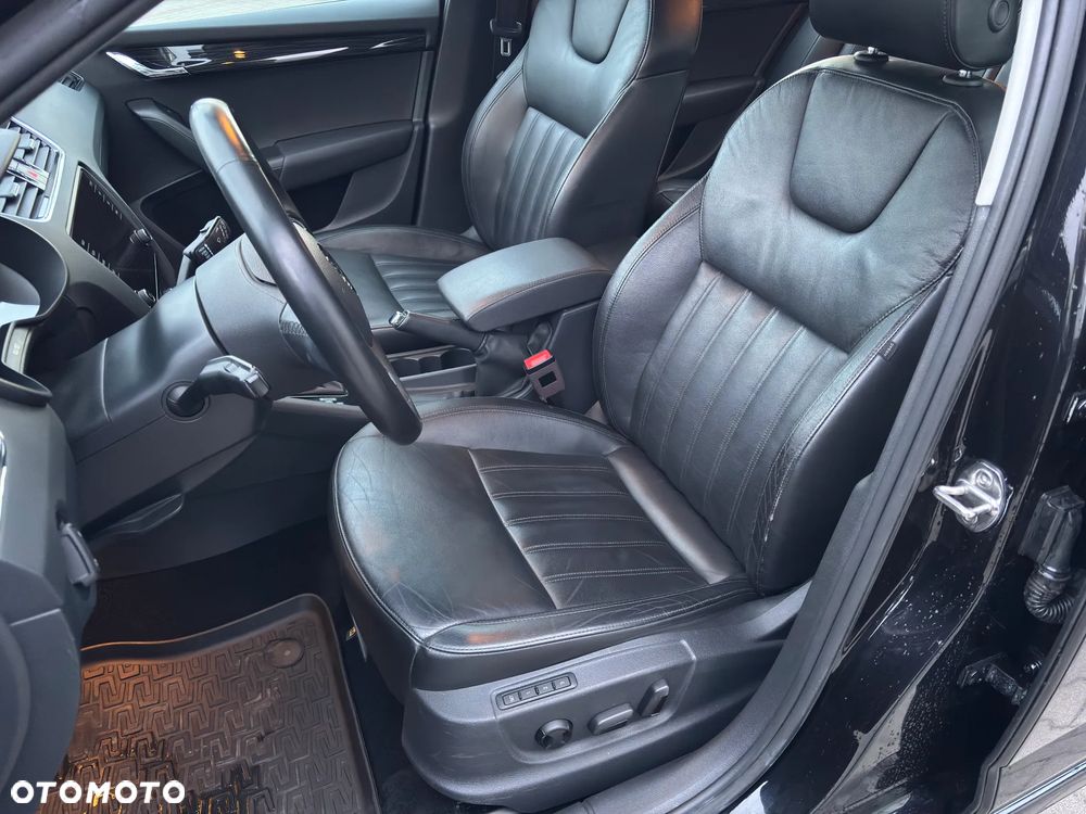 Skoda Octavia 2.0 TDI 4x4 Style DSG - 21