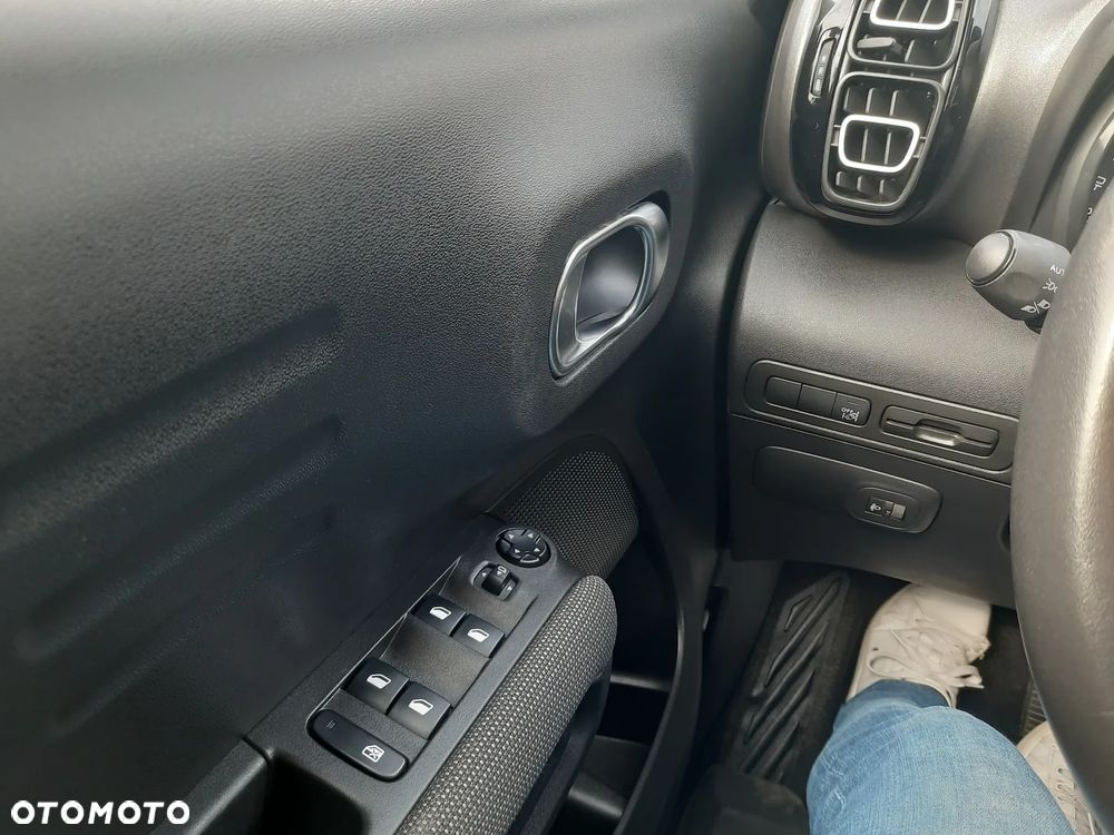 Citroën C3 Aircross 1.2 PureTech Shine S&S - 16