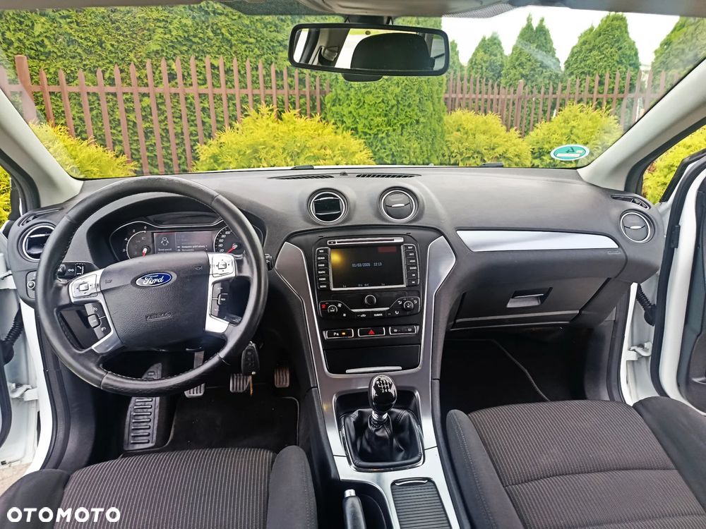 Ford Mondeo 2.0 TDCi Titanium - 28