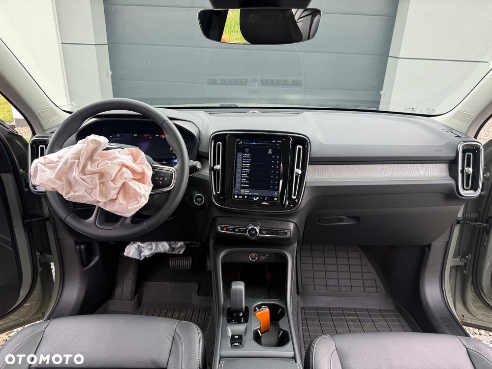 Volvo XC 40 B5 AWD Ultimate Dark - 18