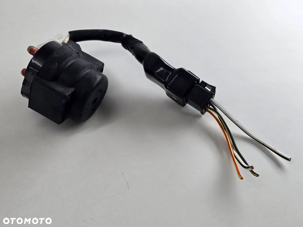 PRZEKAZNIK ROZRUSZNIKA STYCZNIK  TRIUMPH SCRAMBLER 400 SPEED - 5
