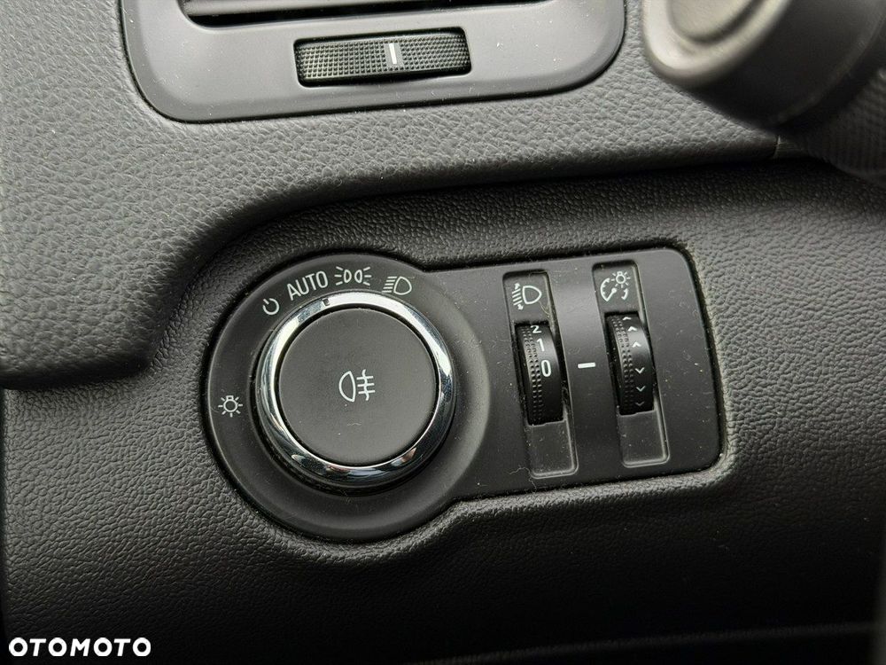 Opel Insignia 1.4 Turbo ecoFLEX Start/Stop Business Edition - 17