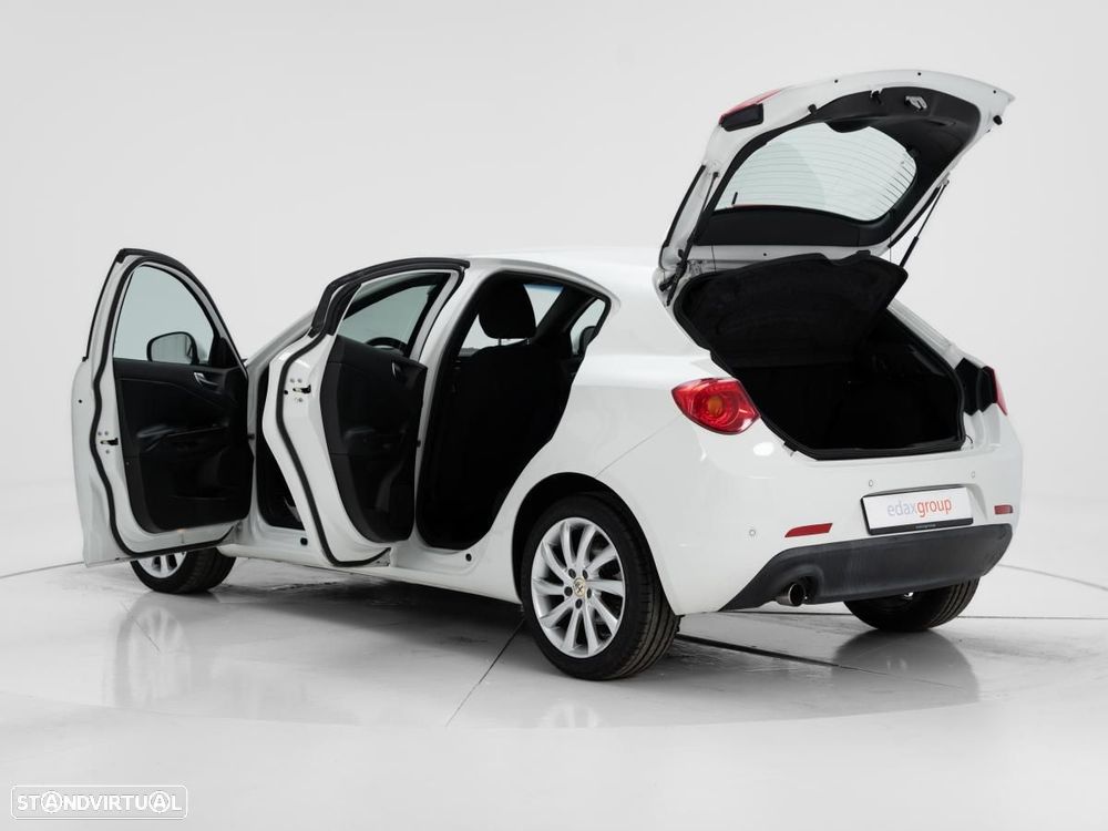 Alfa Romeo Giulietta - 4