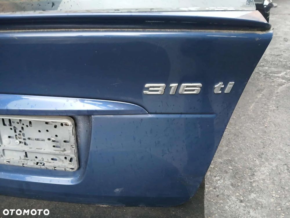 BMW E46 Compact klapa bagażnika - 4