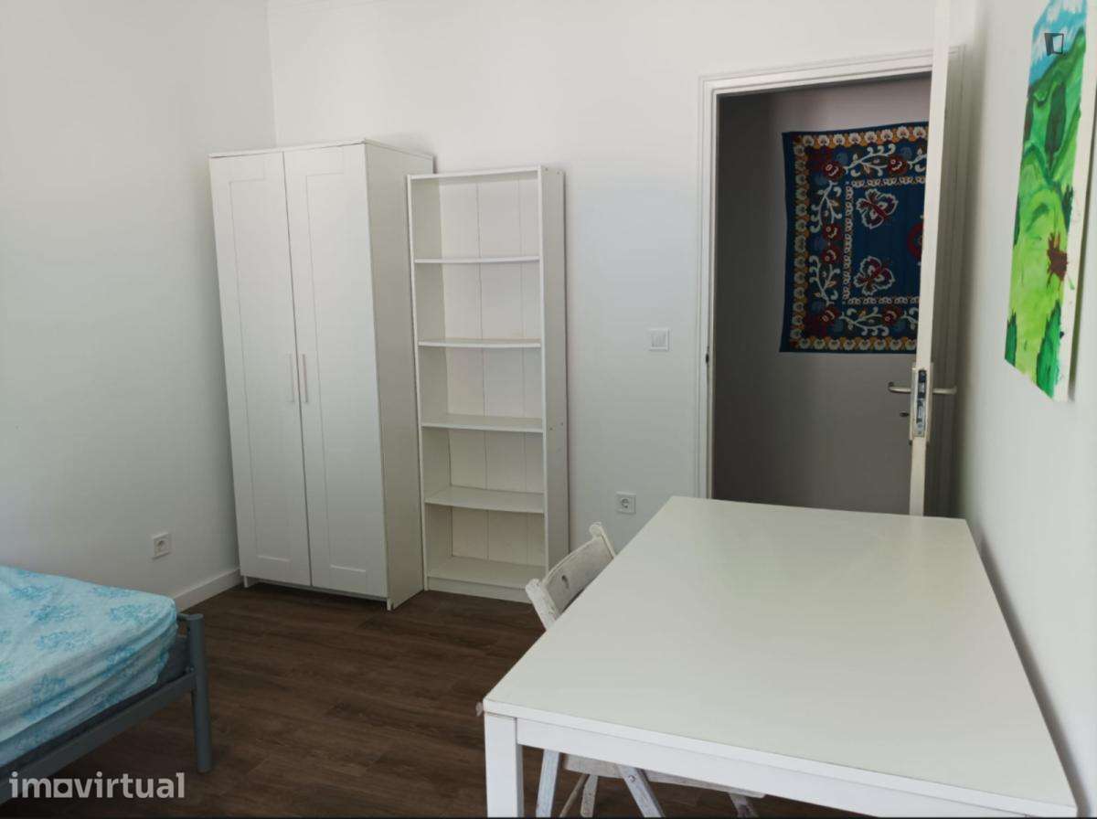 Quarto - localizado em Alvalade Lisbon - Grande imagem: 2/8