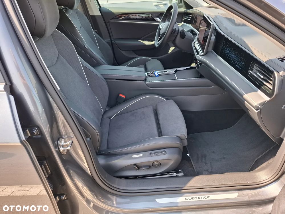 Volkswagen Passat 2.0 TDI SCR DSG Elegance - 12