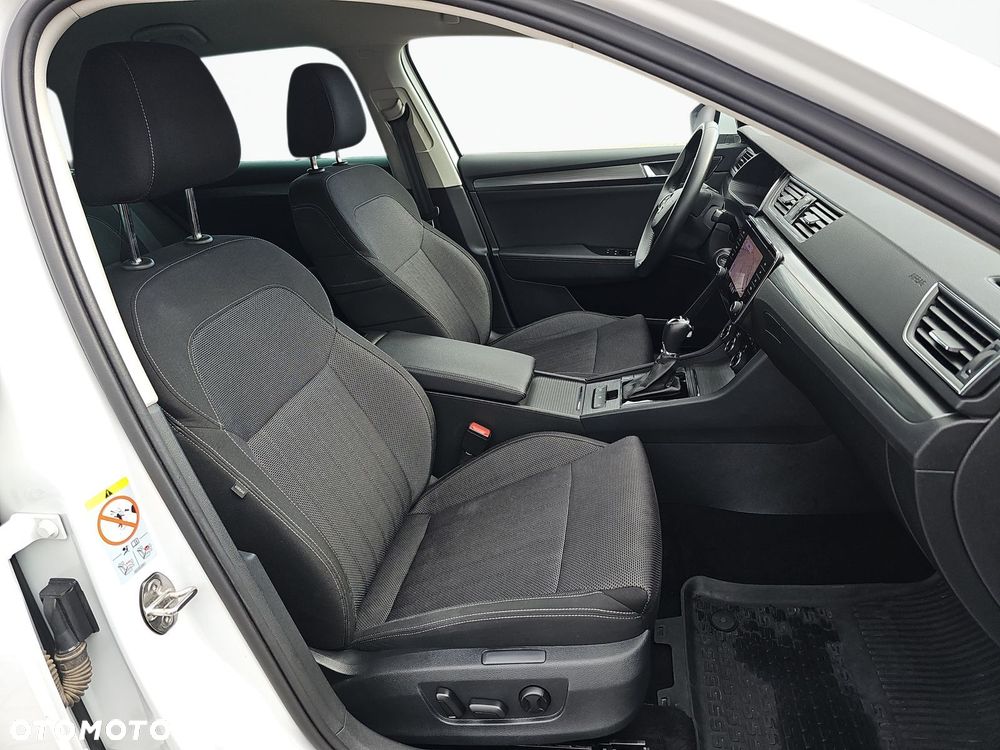 Skoda Superb 2.0 TDI SCR Style DSG - 21