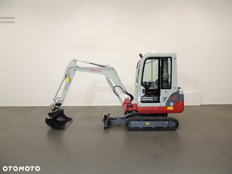 Takeuchi TB219 - 1
