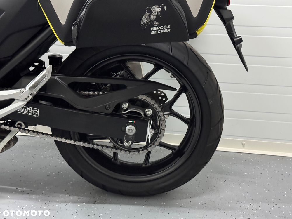 Honda NC - 28