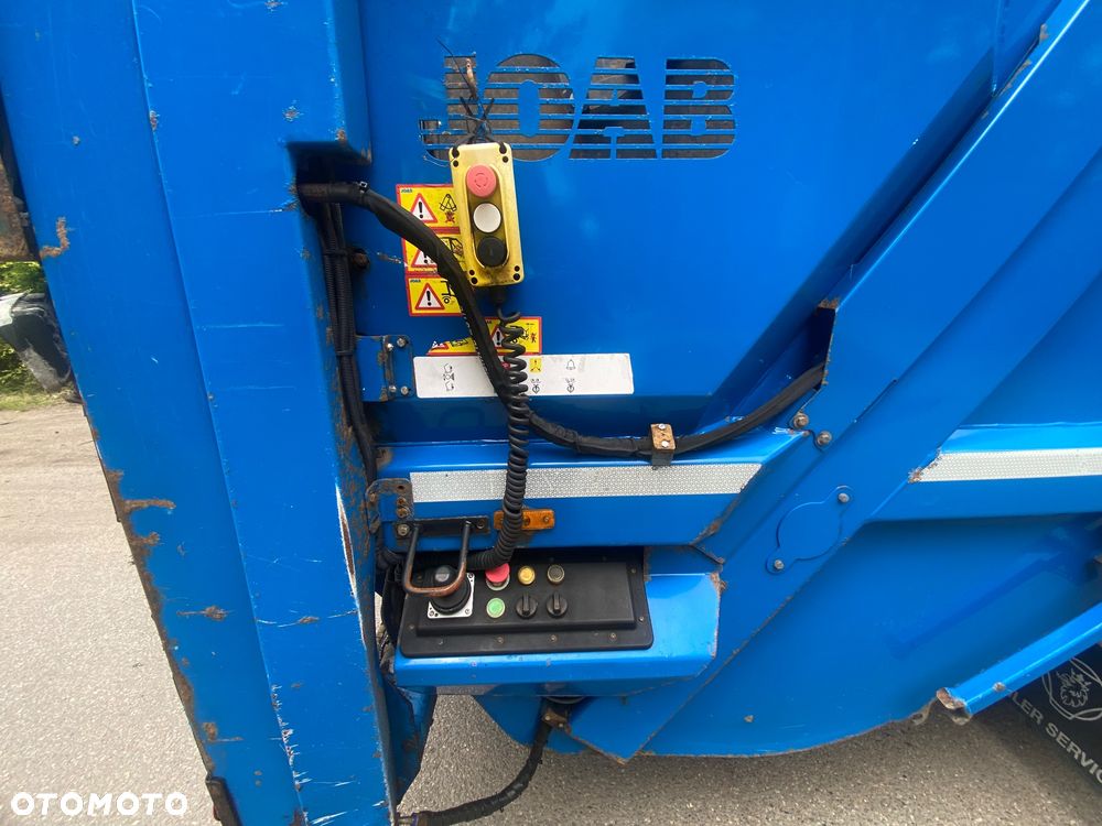 Scania P320 6X2 - 14